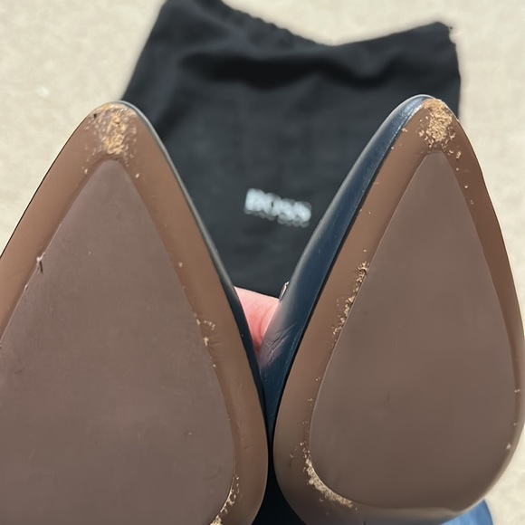 BOSS Hugo Boss Navy Heels - Picture 6 of 9